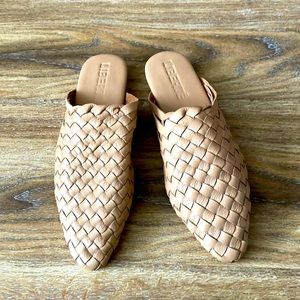 Liberté Prague Woven Mule - Cream NWOT